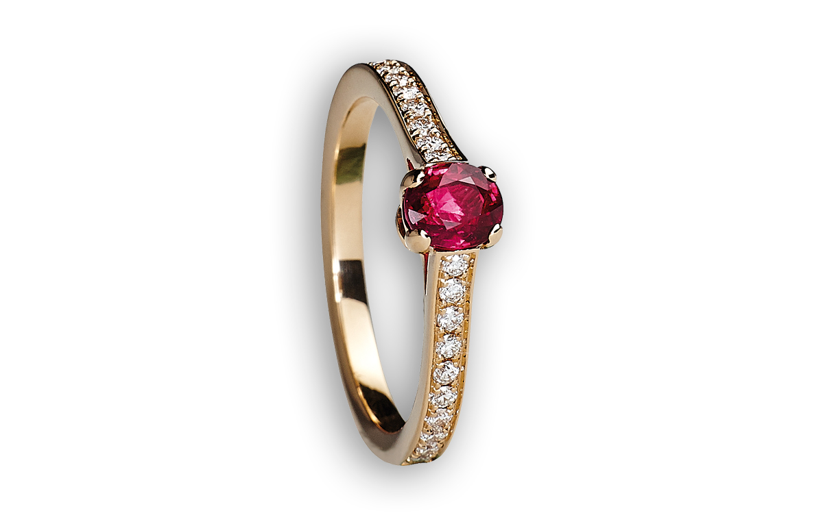 Rubin-Ring mit 20 Diamanten, Juwelier Hamburg