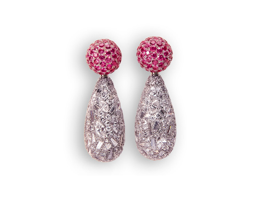 Ohrringe mit Diamanten, Gold und pinkfarbene Saphiren in Hamburg kaufen, bei Juwelier Wilm, Ballindamm
