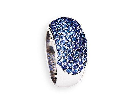 Weißgold-Ring mit blauen Saphire in Hamburg kaufen, bei Juwelier Wilm, Ballindamm