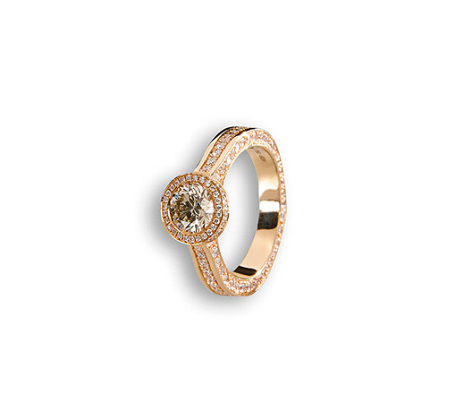 Diamant Ring mit champagnerfarbenem Diamant in Hamburg kaufen
